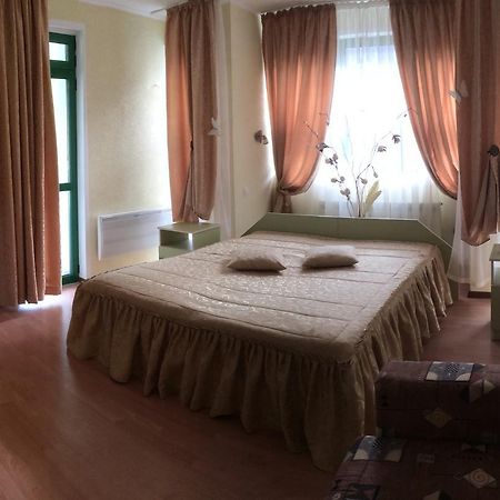 Guest Rooms Waterfall Smoljan Esterno foto