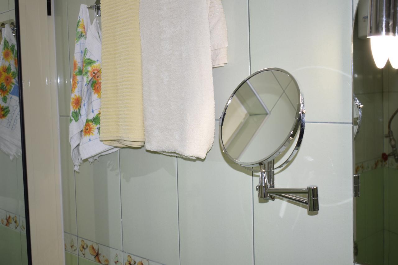 Guest Rooms Waterfall Smoljan Esterno foto